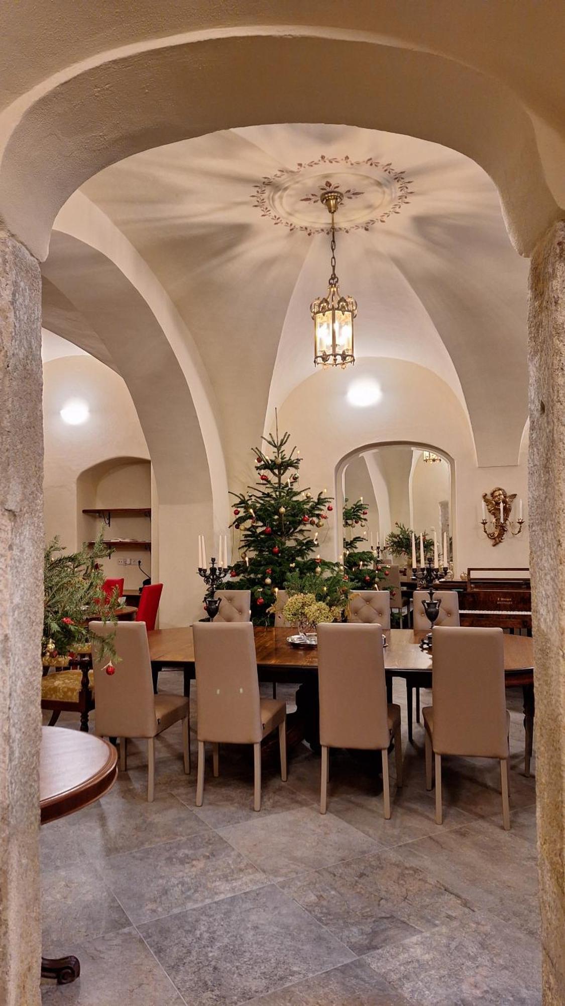 Stadtpalais Romantik-Suite 3 Zimmer Maximal 6 Personen เบาท์เซน ภายนอก รูปภาพ