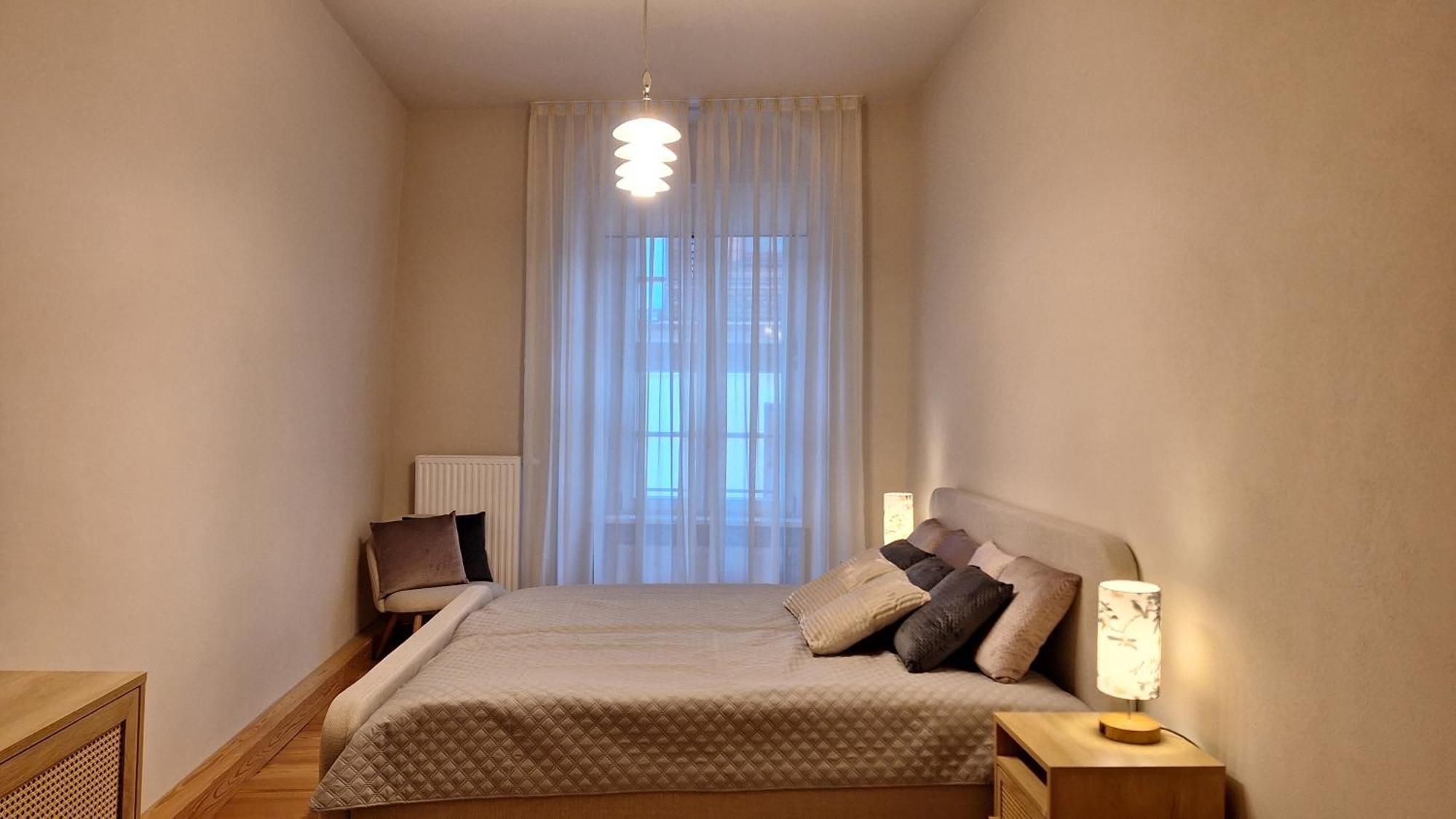 Stadtpalais Romantik-Suite 3 Zimmer Maximal 6 Personen เบาท์เซน ภายนอก รูปภาพ