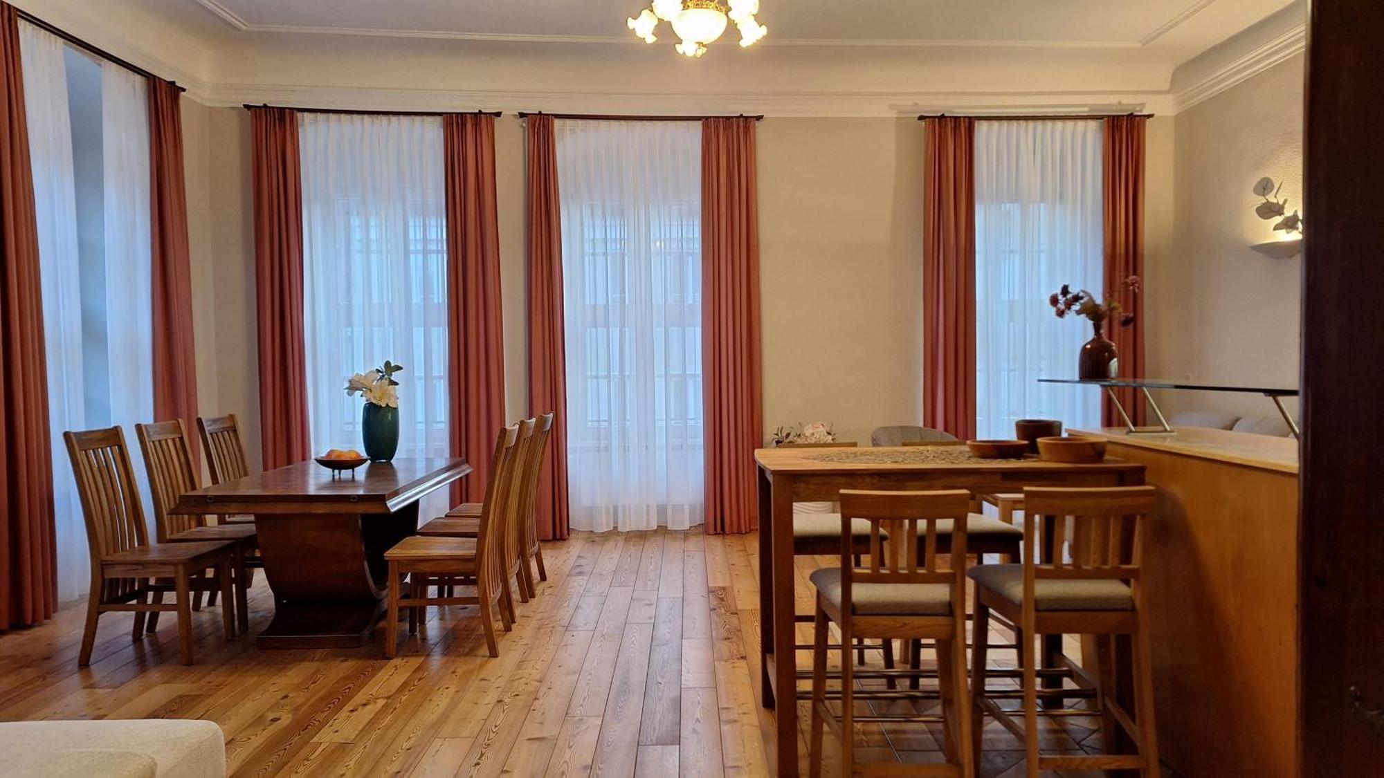 Stadtpalais Romantik-Suite 3 Zimmer Maximal 6 Personen เบาท์เซน ภายนอก รูปภาพ