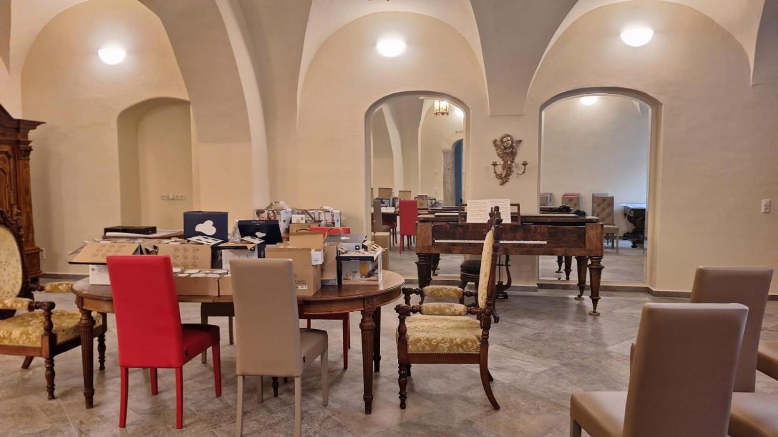 Stadtpalais Romantik-Suite 3 Zimmer Maximal 6 Personen เบาท์เซน ภายนอก รูปภาพ
